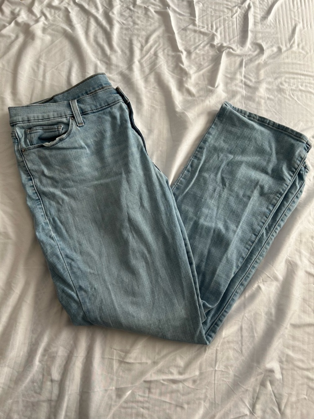 Women’s Levi Light Blue Denim Bootcut Jeans size 20W